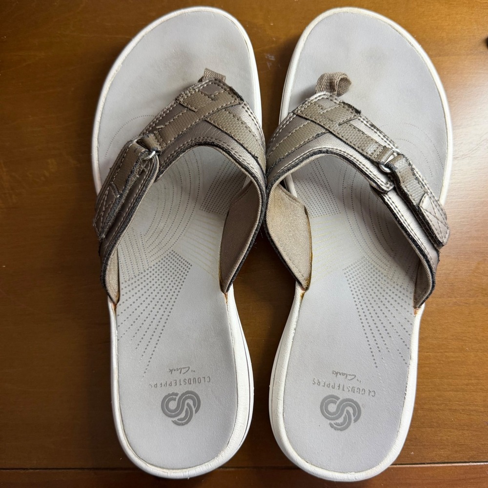 Clarks Cloudsteppers Womens Metallic Bronze Adjustable Thong Flip Flop Sandals